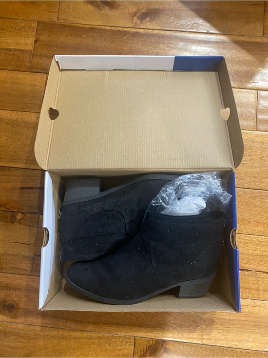 Arizona Jean Company Shoes - Arizona Jean Company Black Ankle Booties